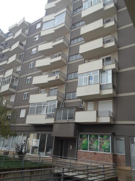 Silver Apartament Korce Ngoại thất bức ảnh